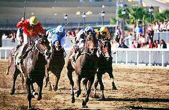 horse racing at the Hipodromo